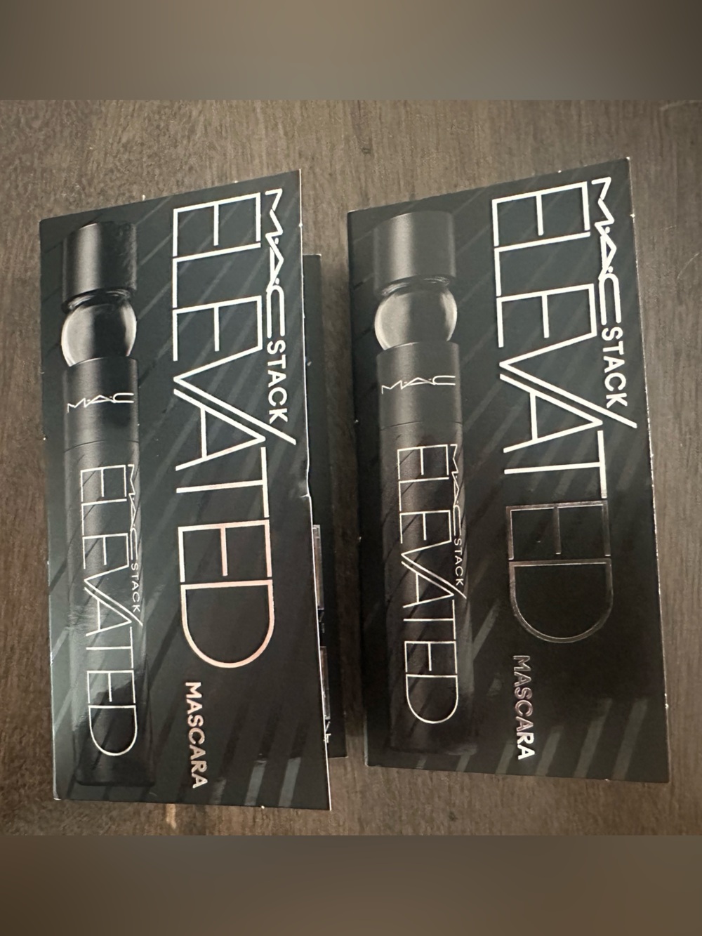 MAC Stack Elevated Mini Mascara - Black